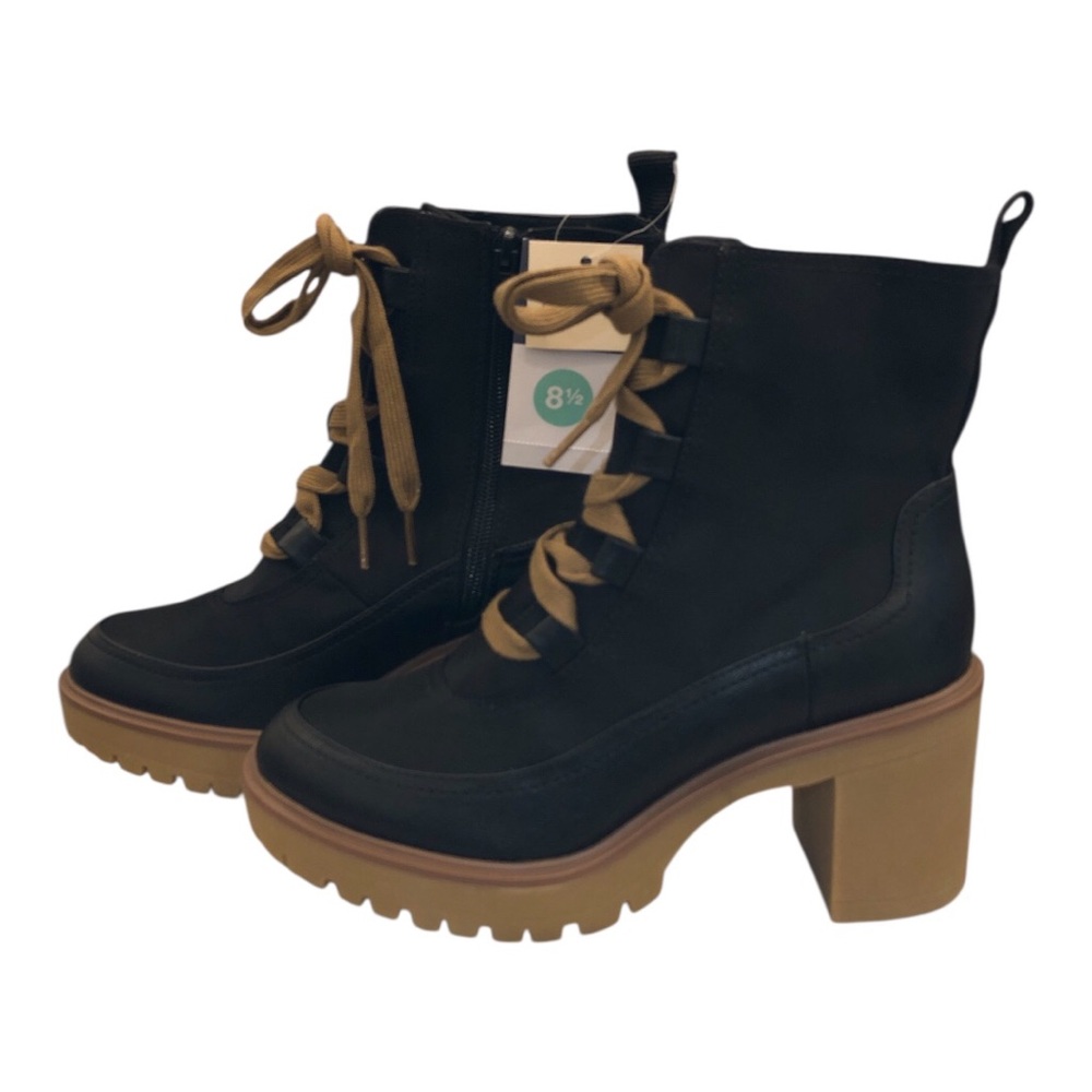 Universal Thread Black and Brown Lace Up Boots